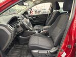 Nissan Qashqai 2016 Punainen