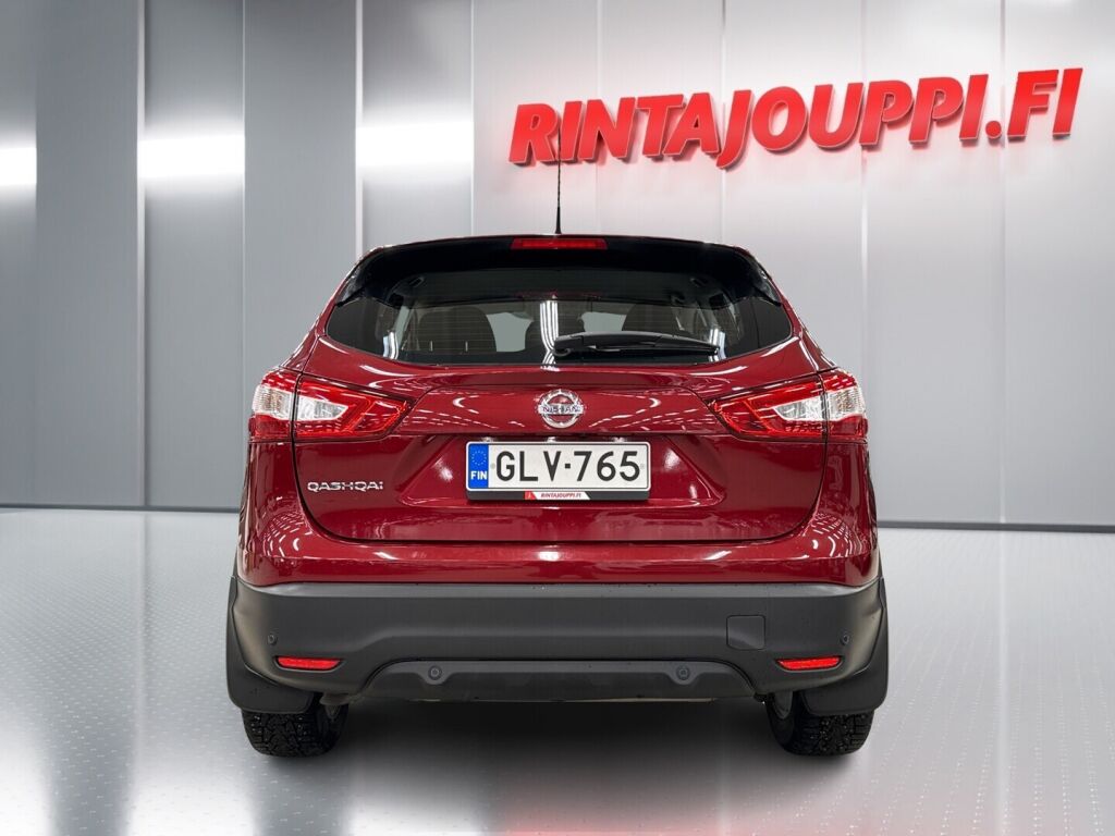 Nissan Qashqai 2016 Punainen