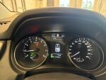 Nissan Qashqai 2016 Punainen