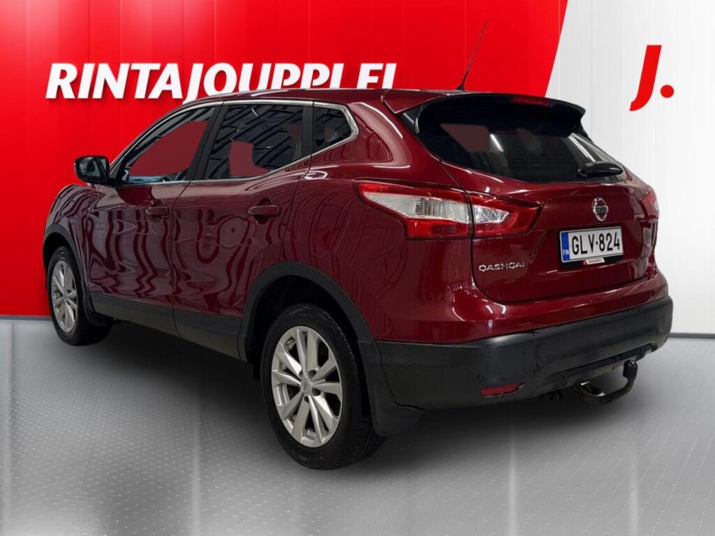 Nissan Qashqai 2016 Punainen