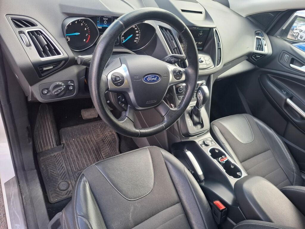 Ford Kuga 2016 Valkoinen