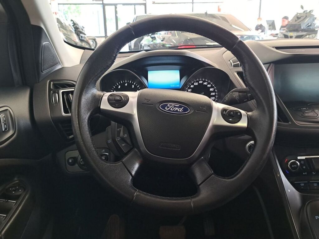 Ford Kuga 2016 Valkoinen