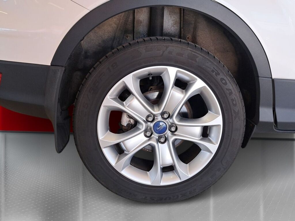 Ford Kuga 2016 Valkoinen