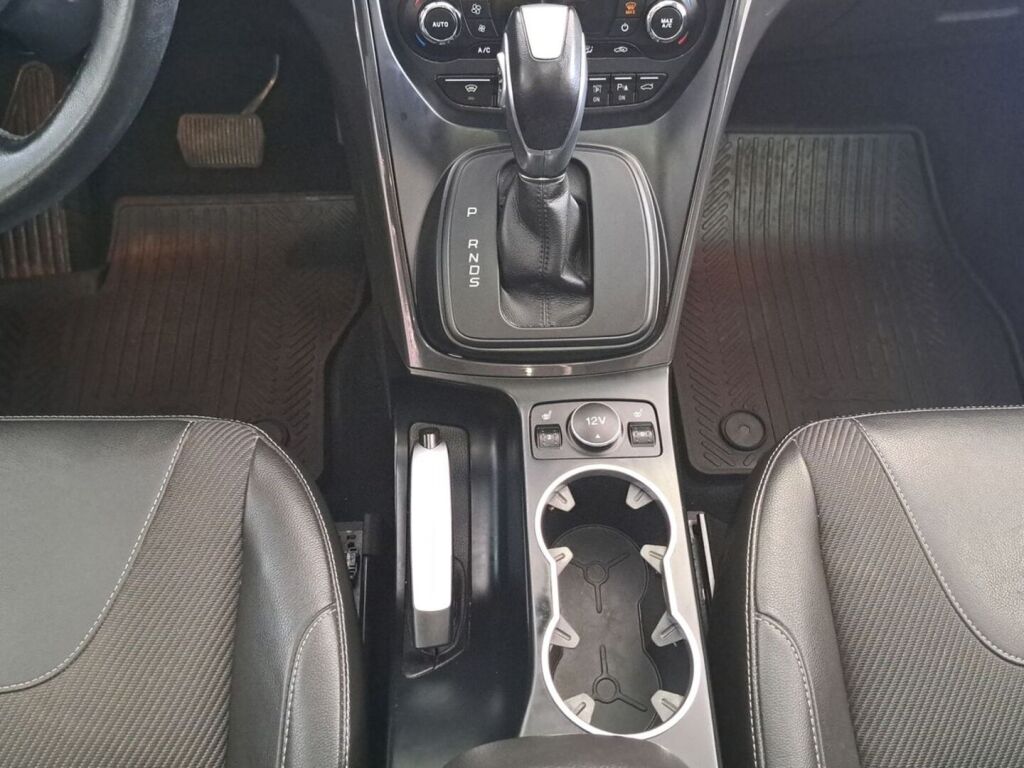 Ford Kuga 2016 Valkoinen