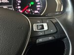 Volkswagen Passat 2016 Valkoinen