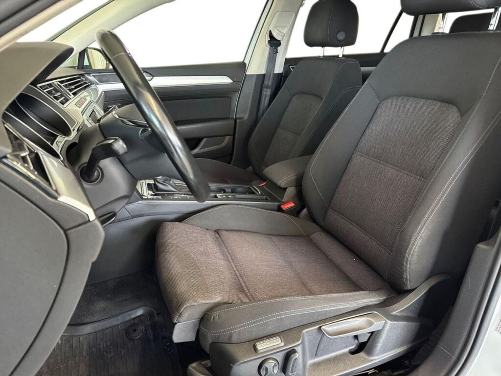 Volkswagen Passat 2016 Valkoinen