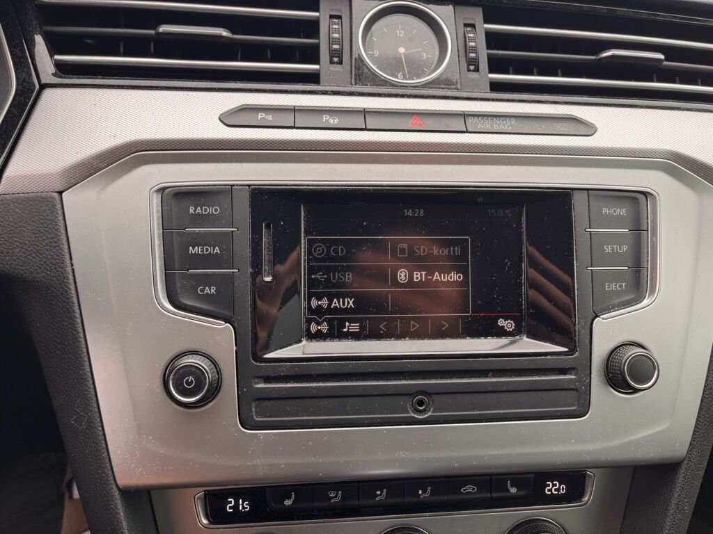 Volkswagen Passat 2016 Valkoinen