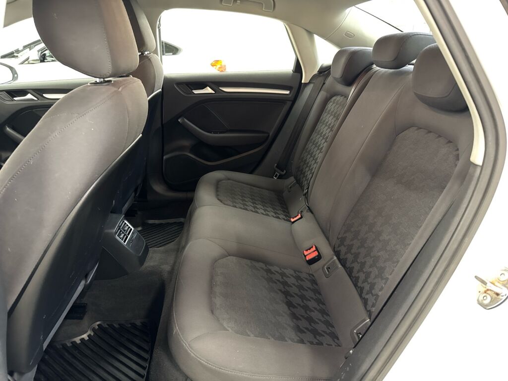 Audi A3 2015 Valkoinen