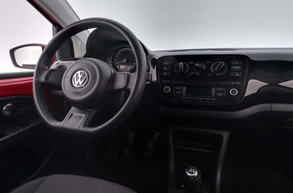 Volkswagen up! 2015 Punainen