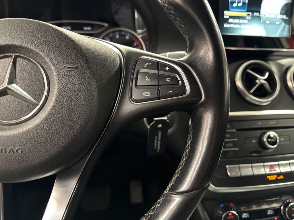 Mercedes-Benz A 2015 Harmaa