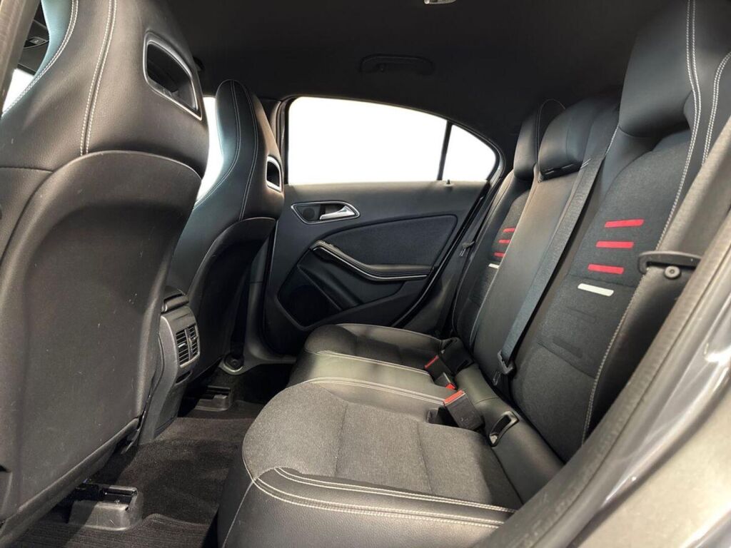 Mercedes-Benz A 2015 Harmaa
