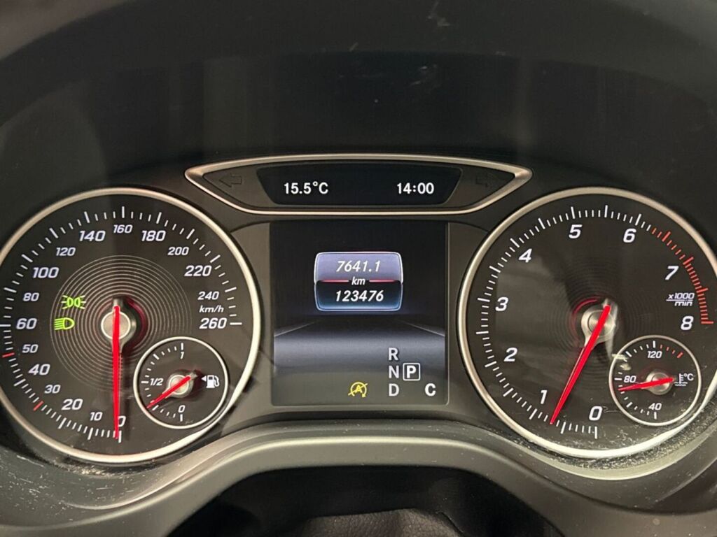 Mercedes-Benz A 2015 Harmaa