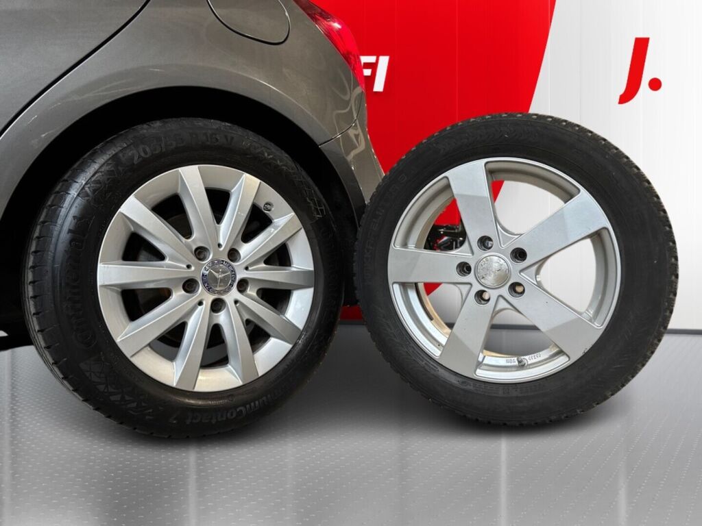 Mercedes-Benz A 2015 Harmaa