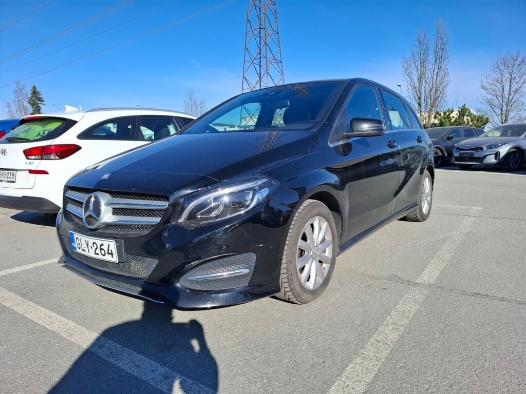 Mercedes-Benz B 2016 Musta