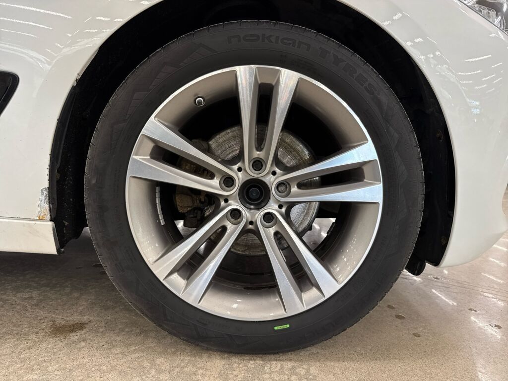 BMW 320 Gran Turismo 2016 Valkoinen
