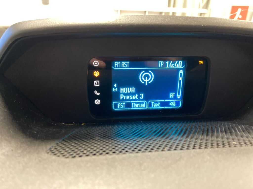 Ford Transit 2016 Valkoinen