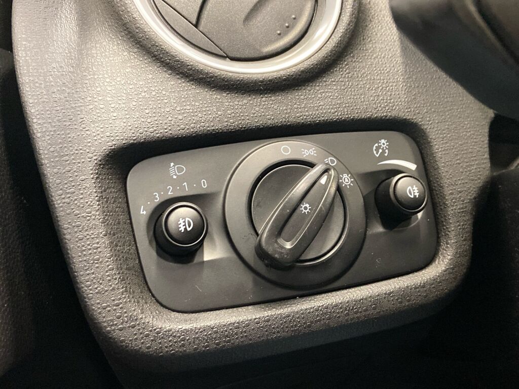 Ford Fiesta 2016 Musta