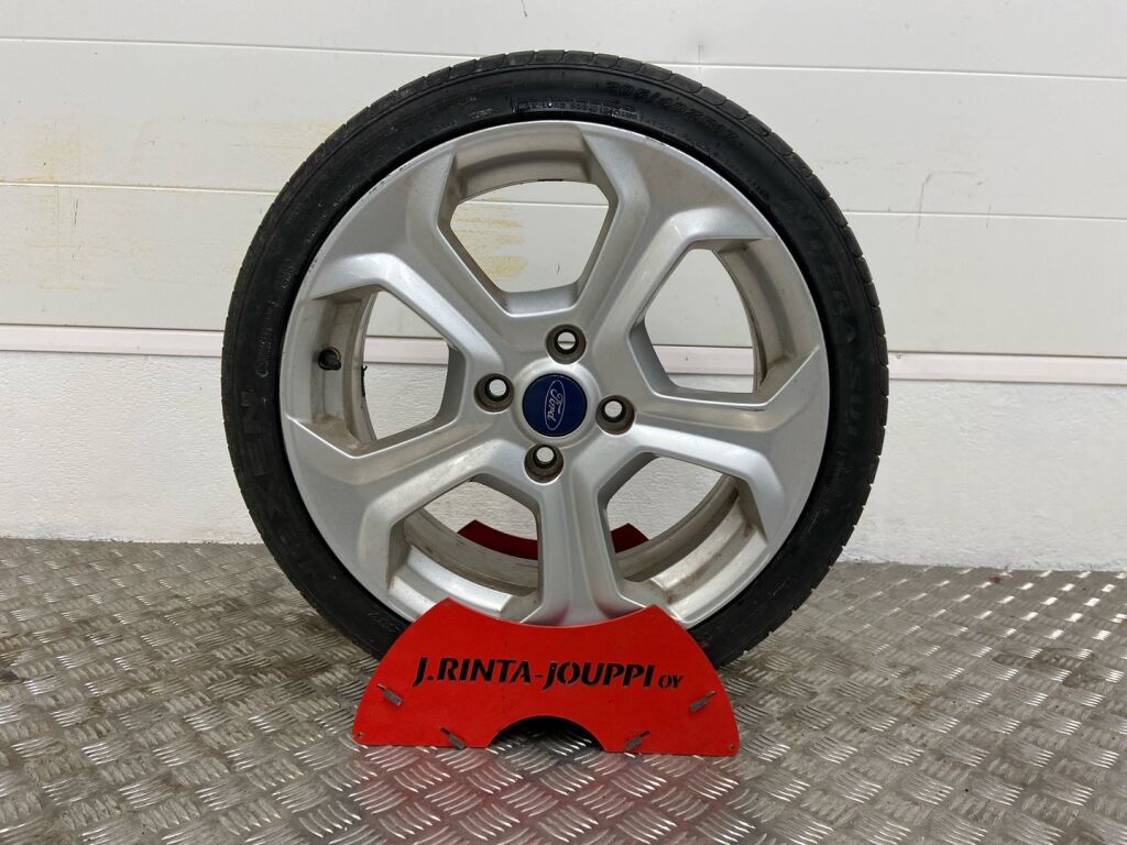 Ford Fiesta 2016 Musta