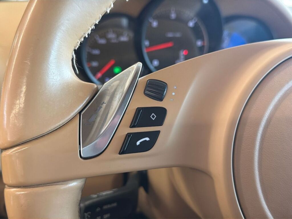 Porsche Cayenne 2012 Sininen