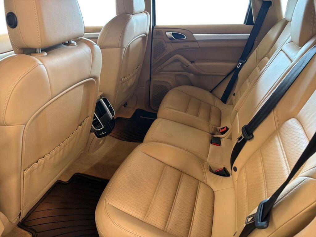 Porsche Cayenne 2012 Sininen