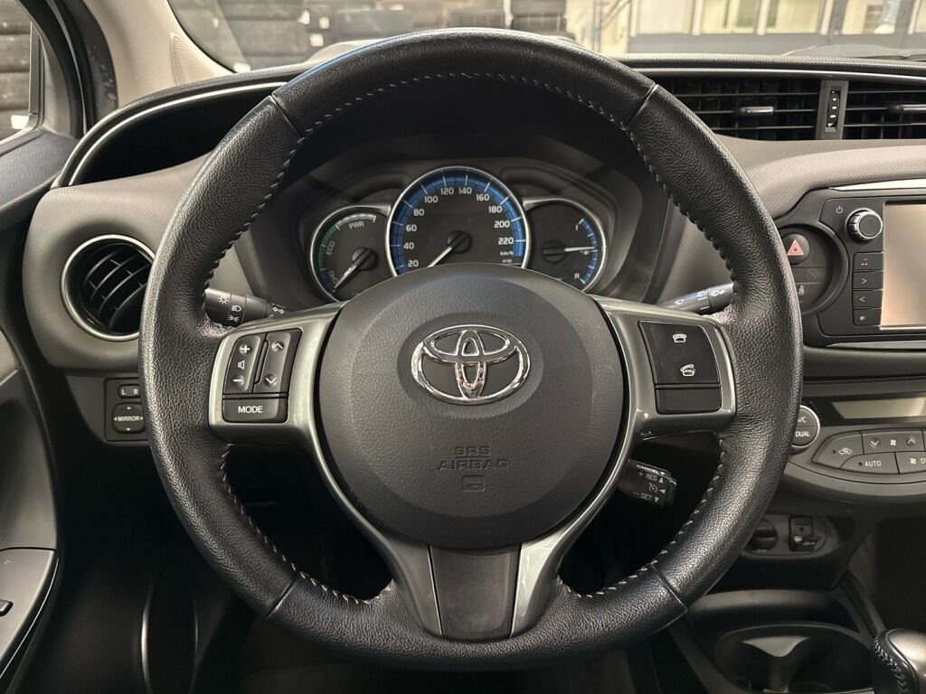 Toyota Yaris 2016 Hopea