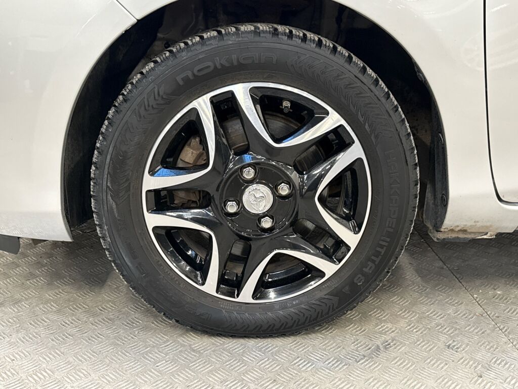 Toyota Yaris 2016 Hopea