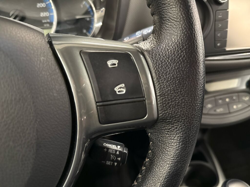 Toyota Yaris 2016 Hopea