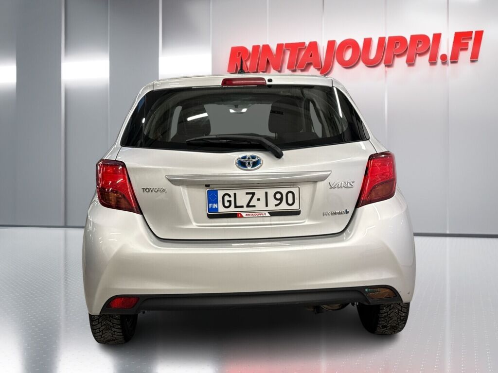 Toyota Yaris 2016 Hopea