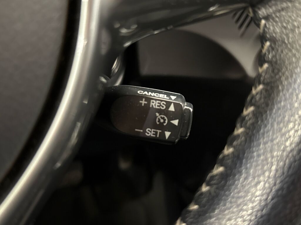 Toyota Yaris 2016 Hopea