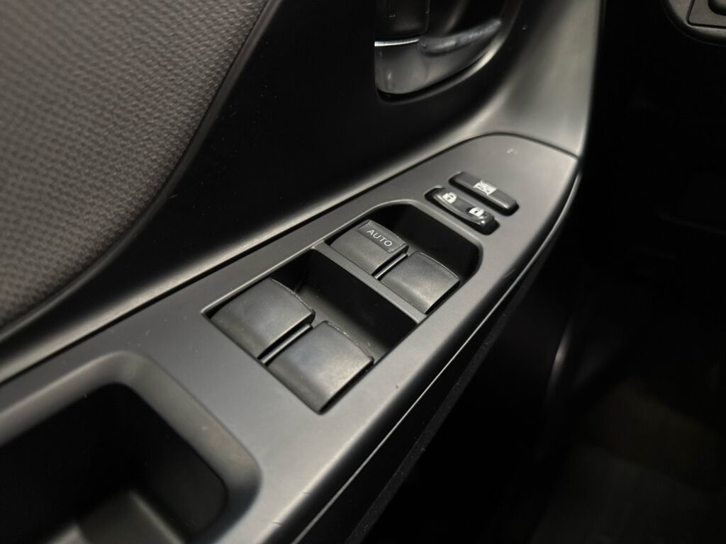 Toyota Yaris 2016 Hopea