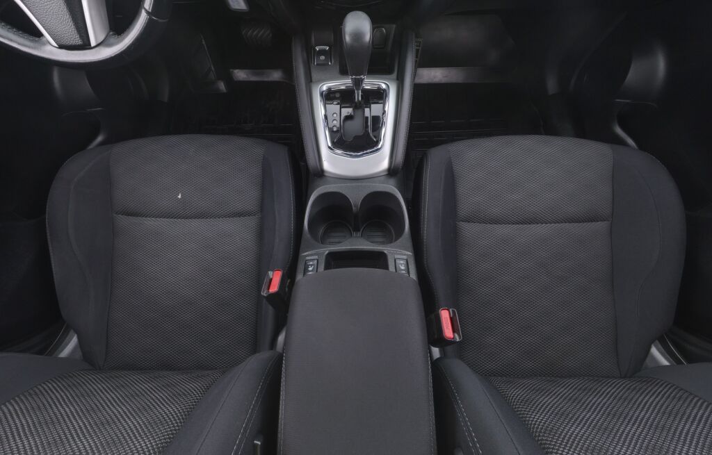 Nissan Qashqai 2016 Punainen