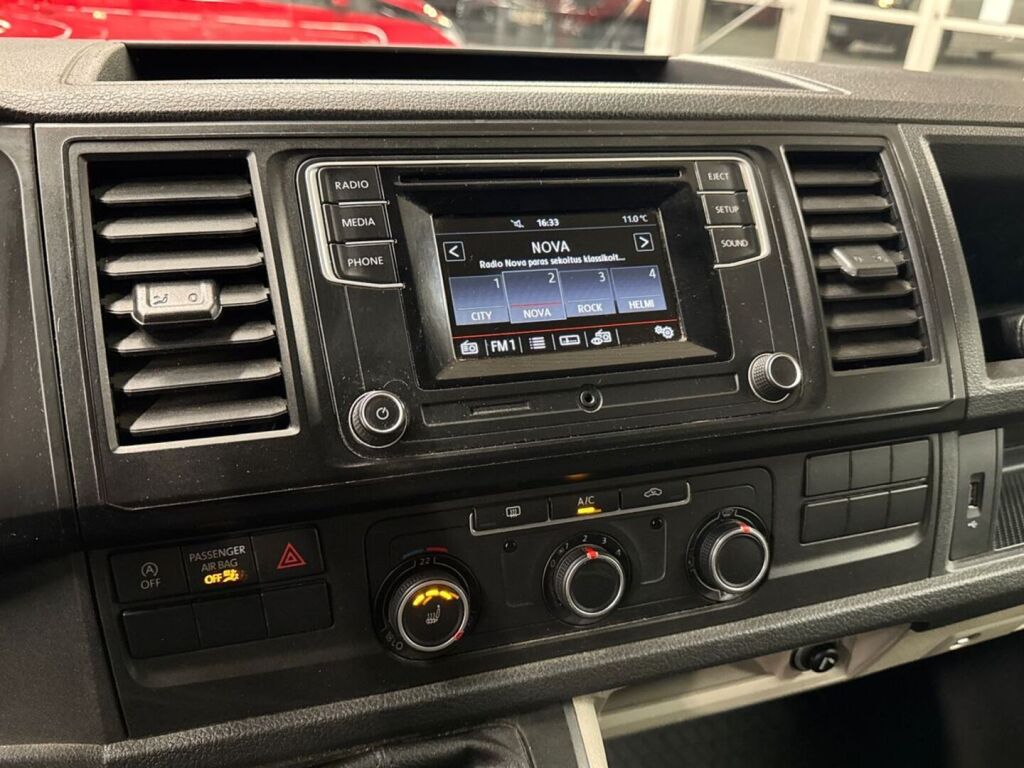 Volkswagen Transporter 2016 Valkoinen