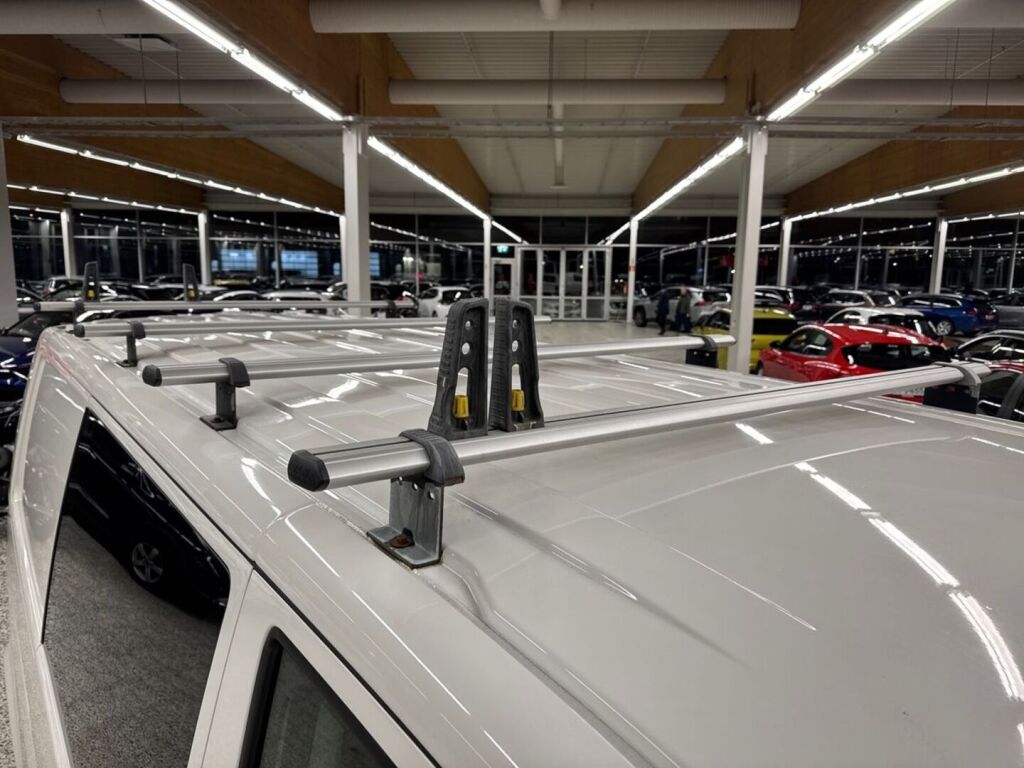 Volkswagen Transporter 2016 Valkoinen