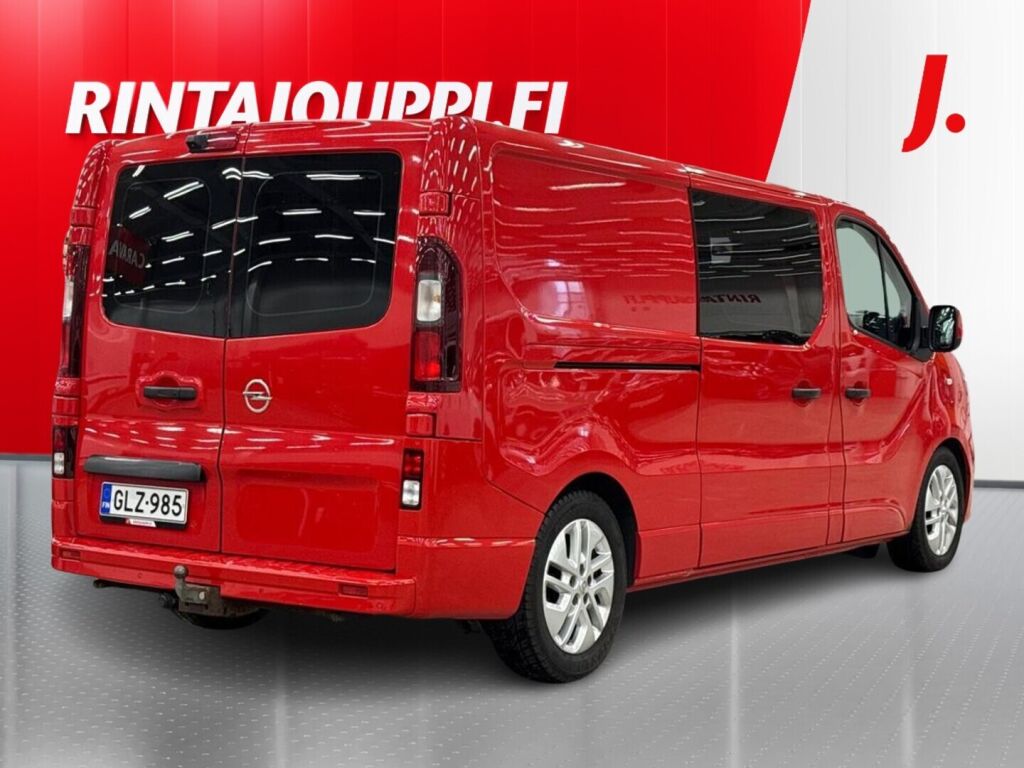 Opel Vivaro 2016 Punainen