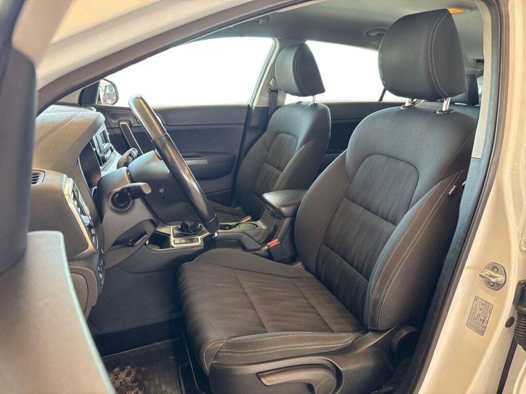 Kia Sportage 2016 Valkoinen