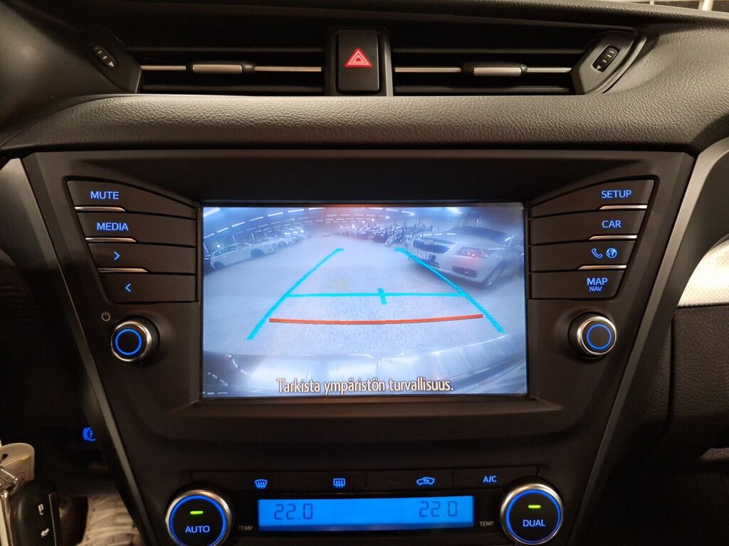 Toyota Avensis 2016 Harmaa