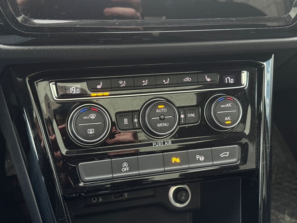 Volkswagen Touran 2016 Vihreä