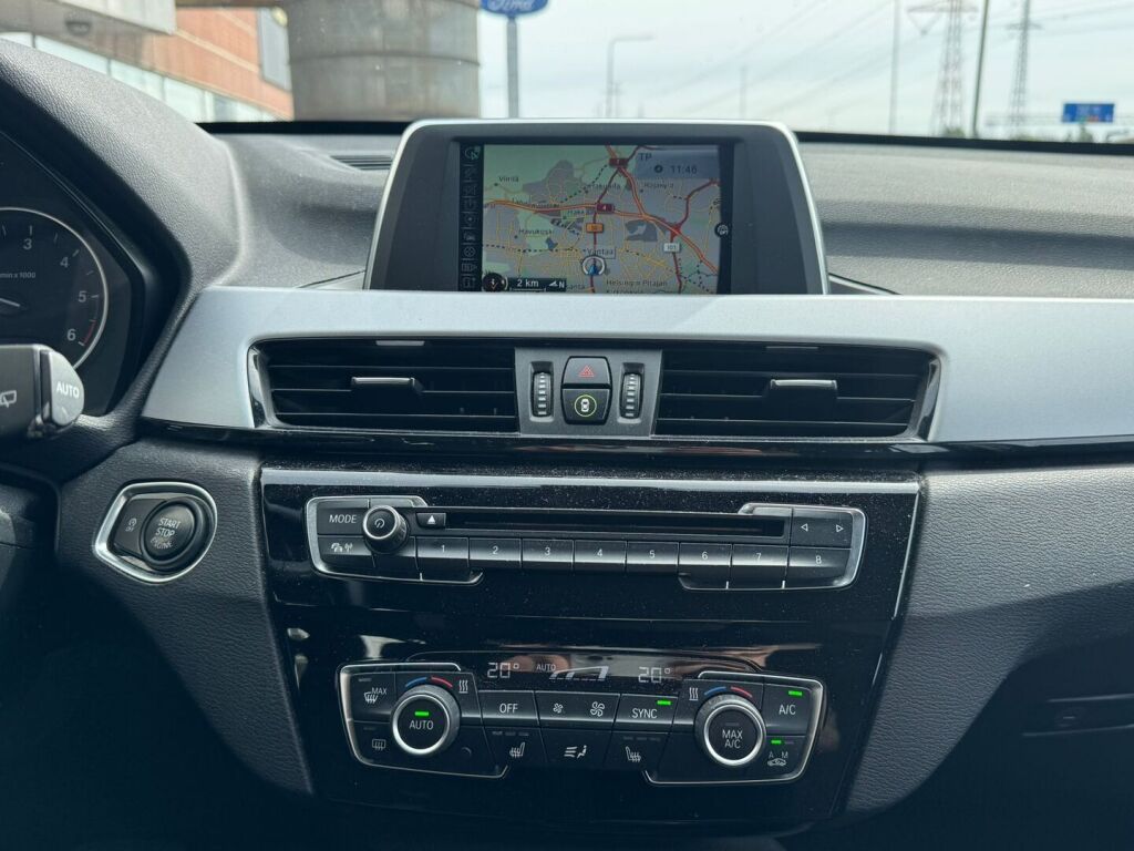 BMW X1 2016 Ruskea (beige)