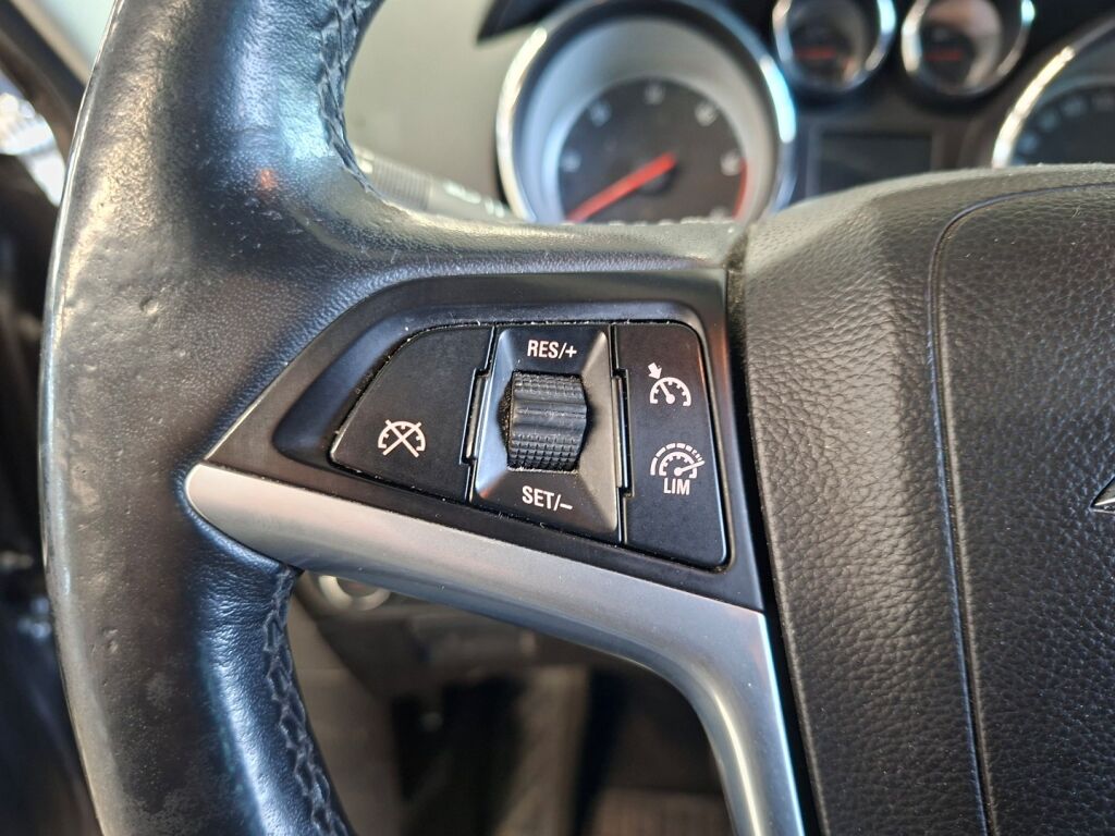 Opel Zafira Tourer 2016 Harmaa