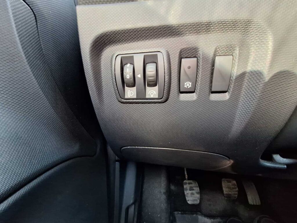 Renault Captur 2016 Ruskea (beige)