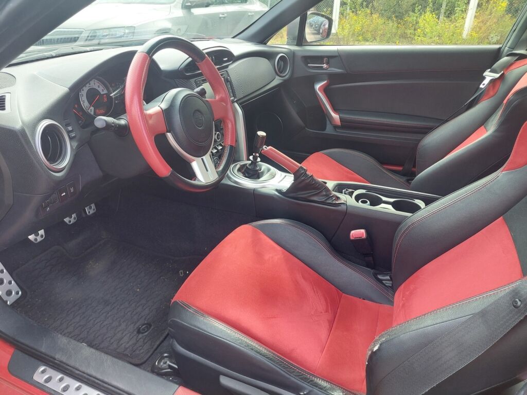 Toyota GT86 2016 Sininen