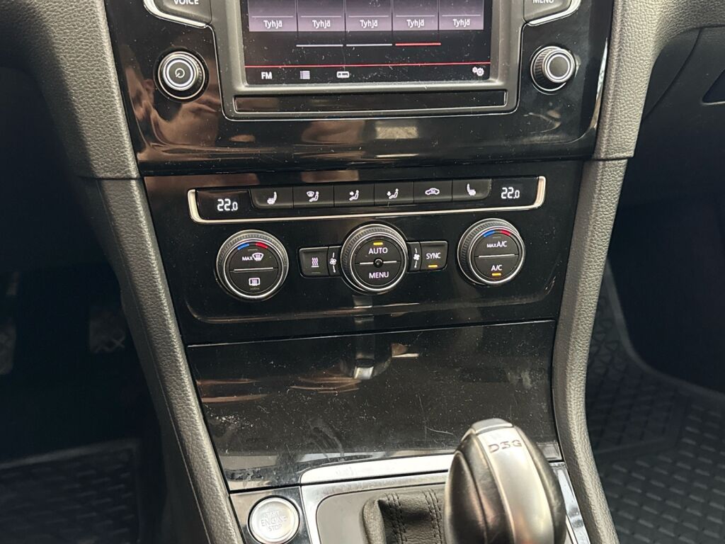 Volkswagen Golf 2016 Valkoinen