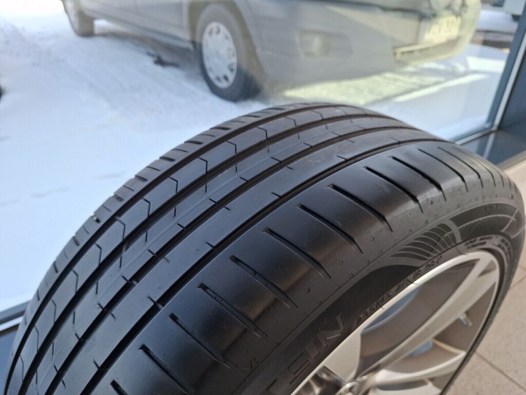 BMW 320 Gran Turismo 2016 Musta