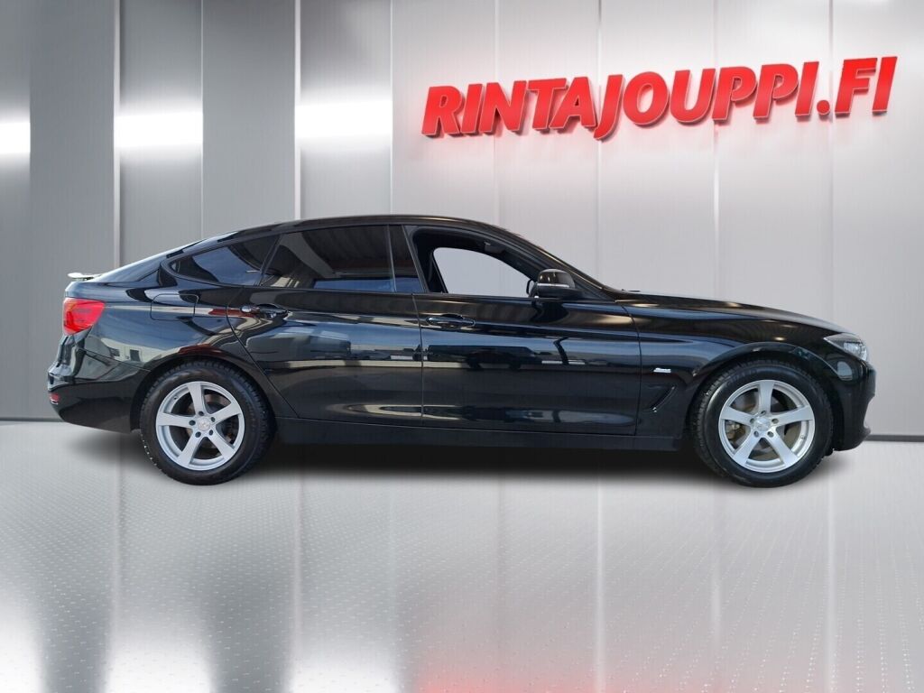 BMW 320 Gran Turismo 2016 Musta