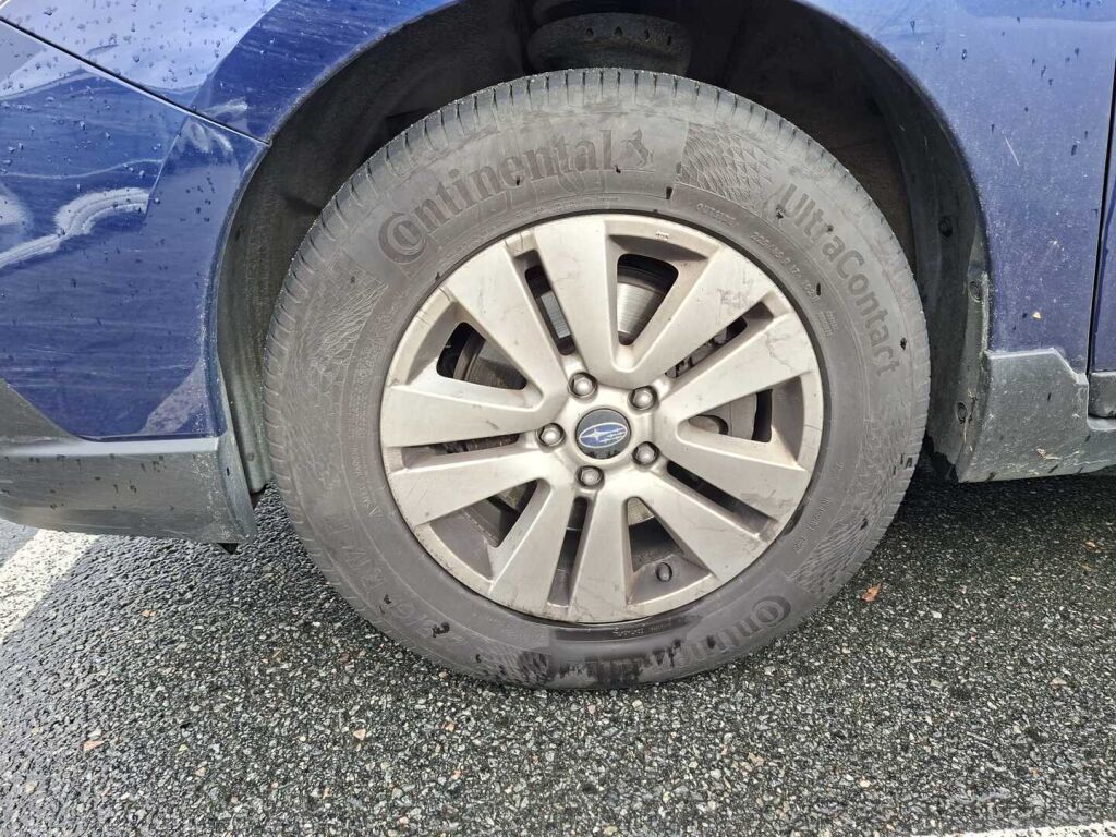 Subaru Outback 2016 Sininen