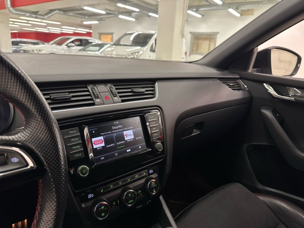 Skoda Octavia 2016 Valkoinen