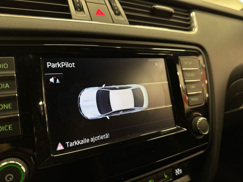 Skoda Octavia 2016 Valkoinen