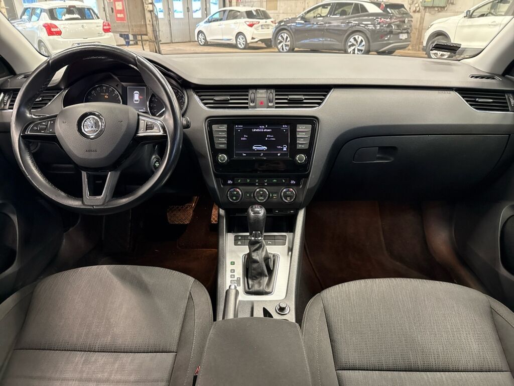 Skoda Octavia 2016 Sininen