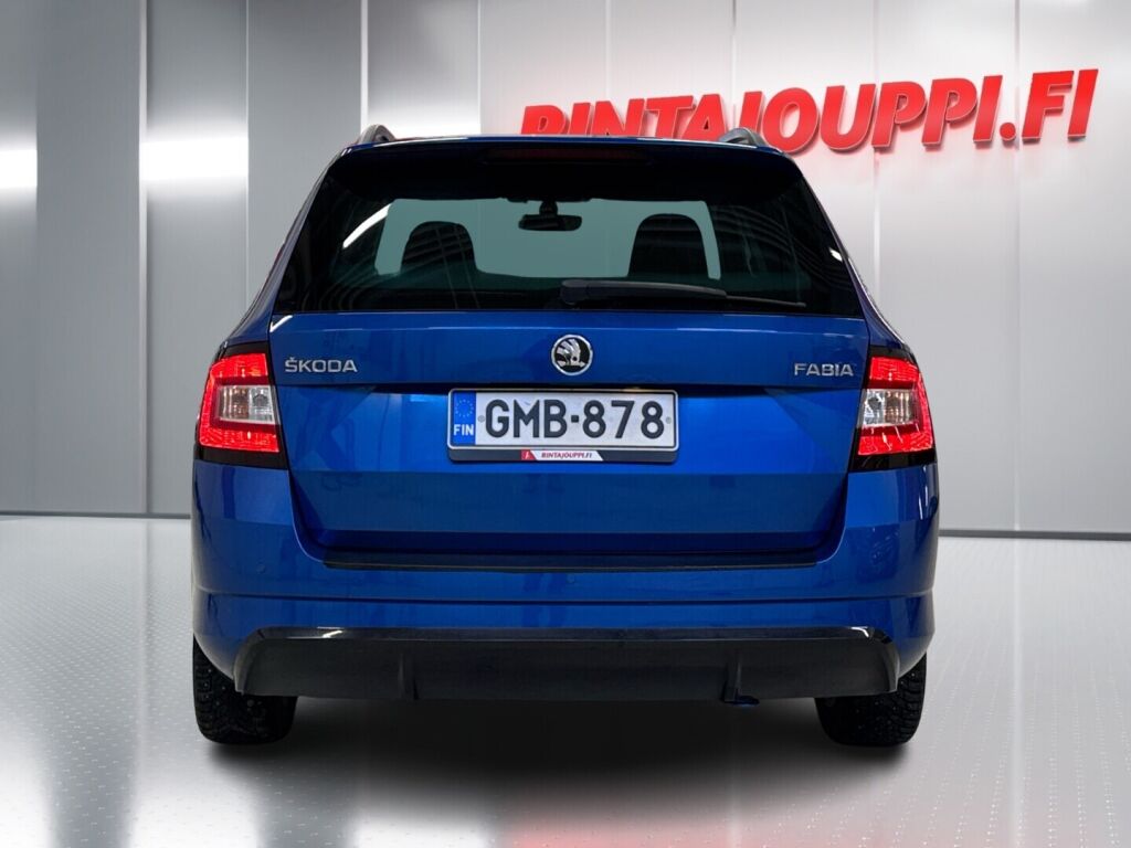 Skoda Fabia 2016 Sininen