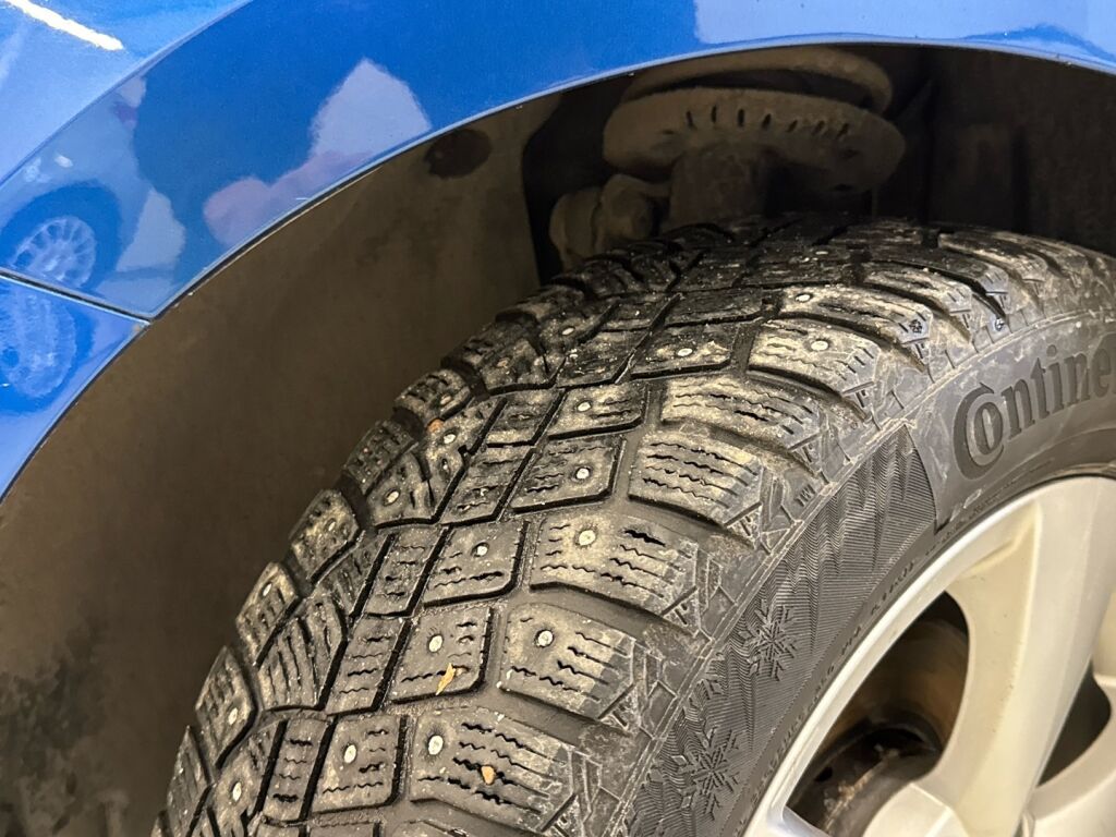 Skoda Fabia 2016 Sininen